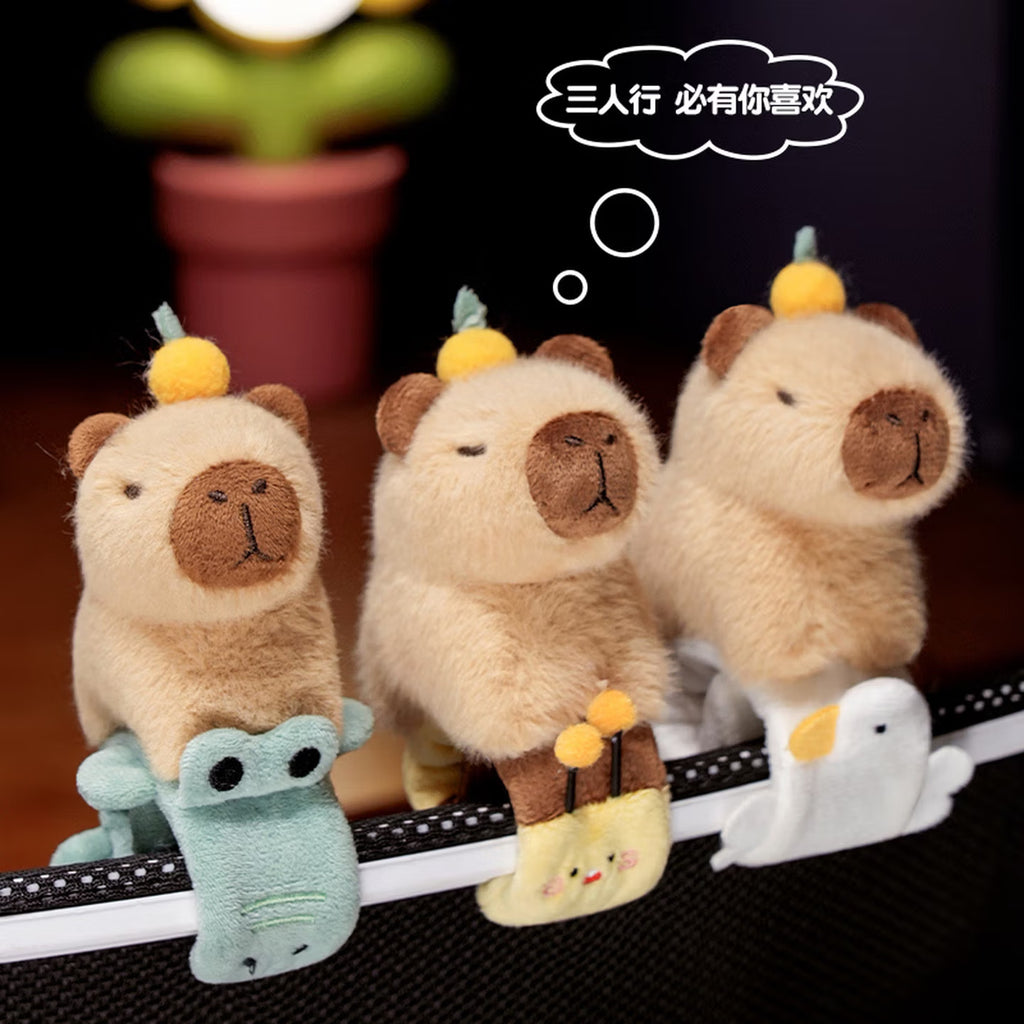Capybara & Pappa Ring Capybara Plush Bracelet & Doll Plush Toy Groundhog Children's Wrist Pendant Green Capybara Pappa Ring 25*10 cm